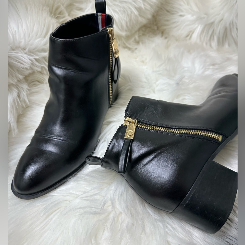 Tommy Hilfiger side zipper block heel booties